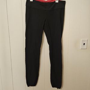 Lululemon leggings with stirrup leg size 12